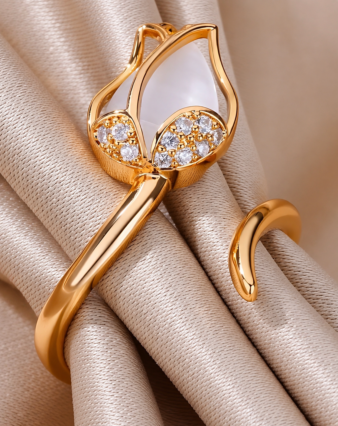 Anillo Flor Tulipan blanco